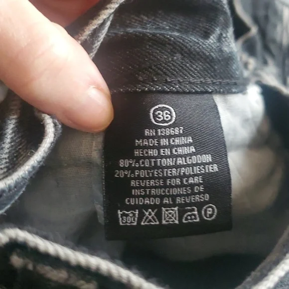 Road Narrows Acid Wash Sz. 36 Shorts - Picture 6 of 9